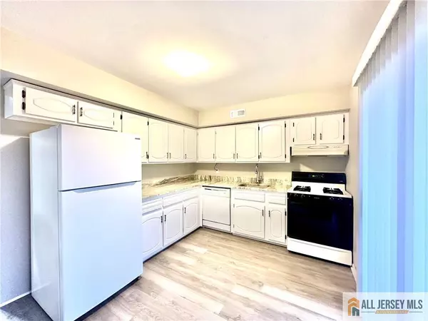 South Brunswick, NJ 08540,1310 Bradley CT
