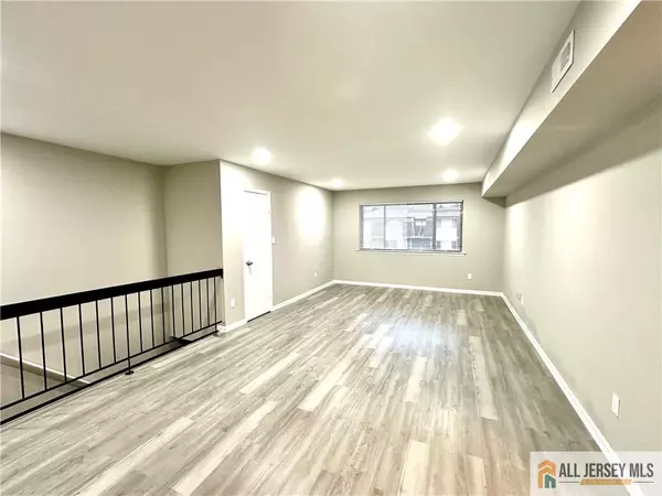 South Brunswick, NJ 08540,1310 Bradley CT