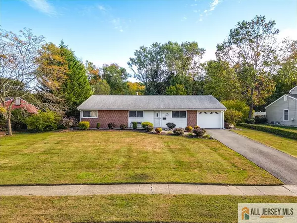 10 Tyndall RD, South Brunswick, NJ 08824