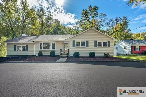 107 Finnegan LN, South Brunswick, NJ 08824