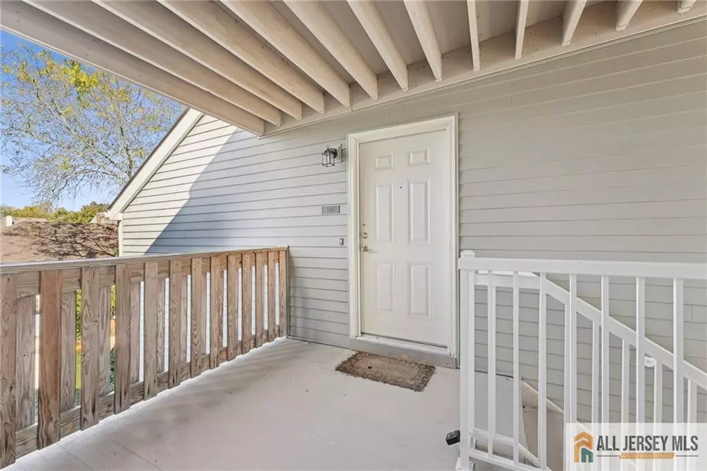 Plainsboro, NJ 08536,1608 Ravens Crest DR #1608