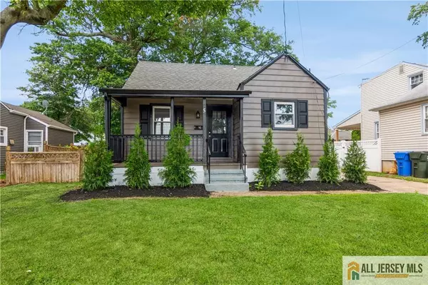 5 Madison AVE, Avenel, NJ 07001