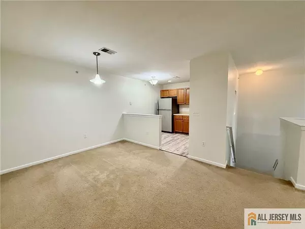 Piscataway, NJ 08854,99 Chariot CT #99