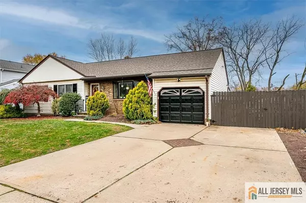 Edison, NJ 08837,146 Howard AVE