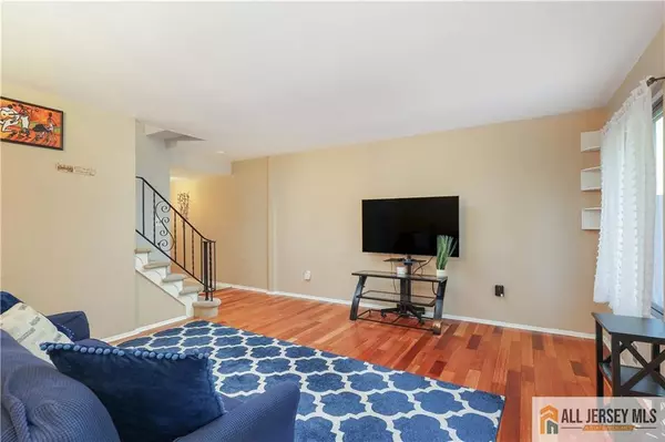 Hillsborough, NJ 08844,897 Merritt DR #D