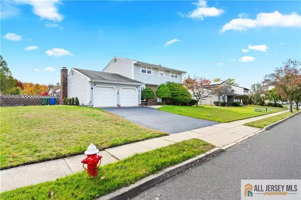 Sayreville, NJ 08872,70 Creamer DR