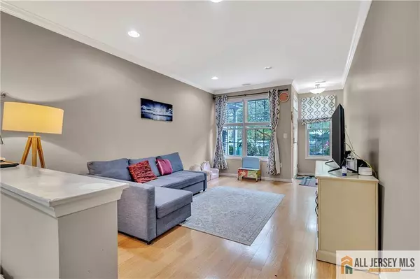 Old Bridge, NJ 08857,60 Amber DR