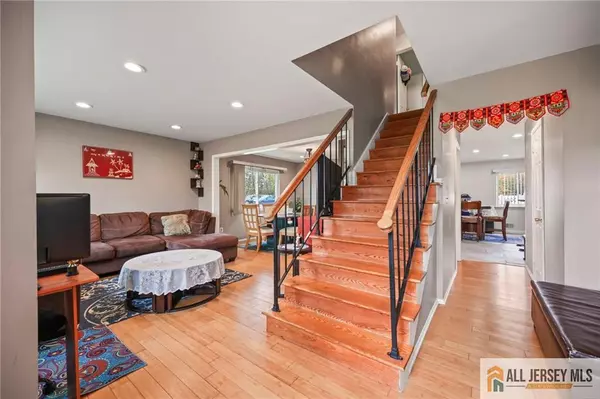 South Brunswick, NJ 08810,8 Quincy CIR #G