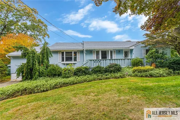 Atlantic Highlands, NJ 07716,608 Raritan AVE