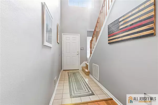 Piscataway, NJ 08854,269 Shady Oak CT