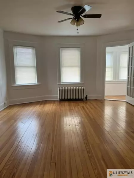 164 Main ST, South River, NJ 08882