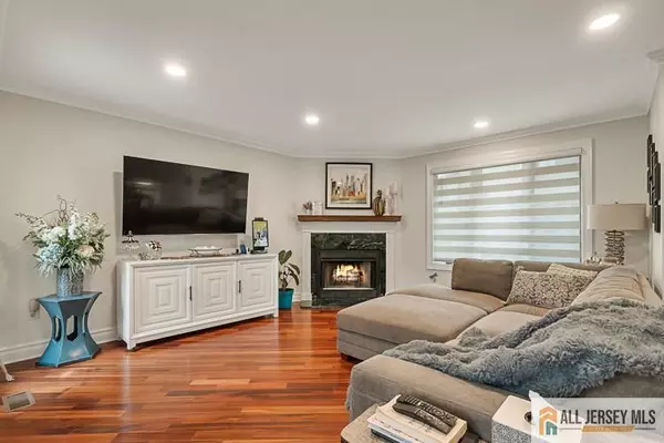 Old Bridge, NJ 08857,270 Silver LN