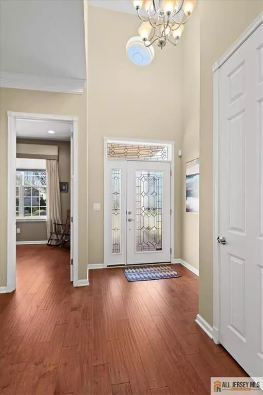 South Brunswick, NJ 08824,12 Hardwick DR