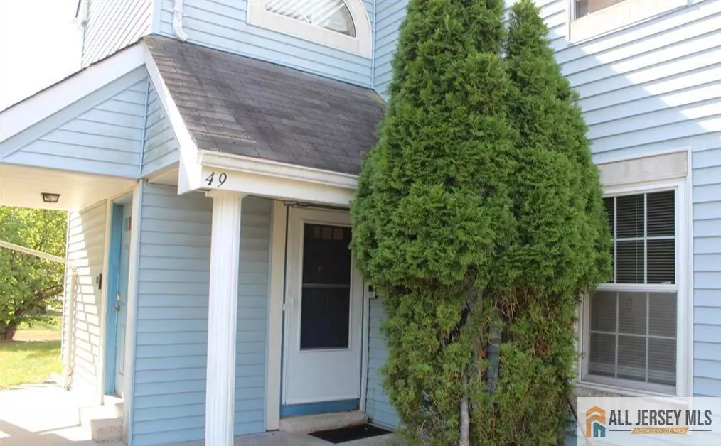 South Brunswick, NJ 08852,49 Tanglewood CT