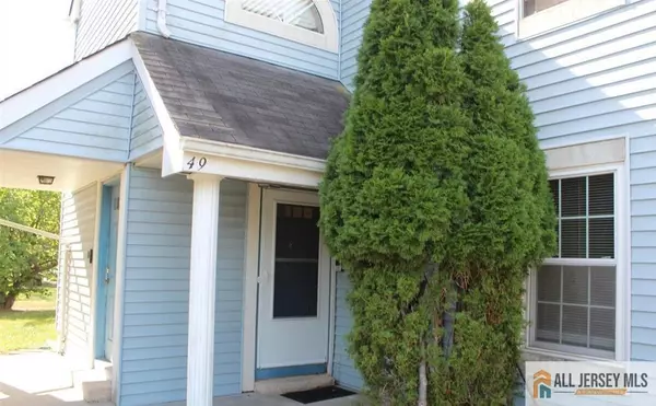 49 Tanglewood CT, South Brunswick, NJ 08852