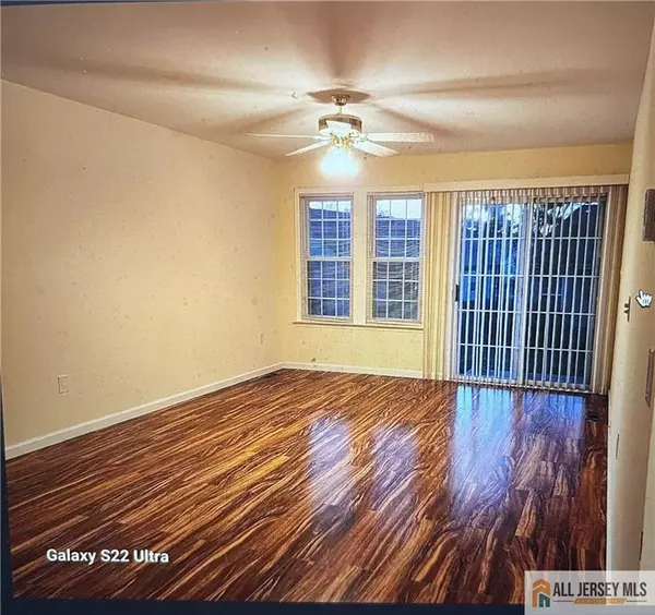 Monroe, NJ 08831,126 Concordia CIR #126A