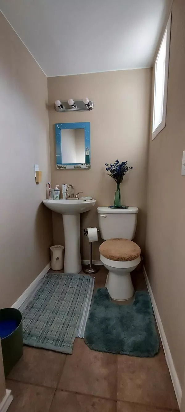 2716 LOUISVILLE Avenue El Paso, TX 79930