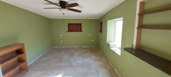 2716 LOUISVILLE Avenue El Paso, TX 79930