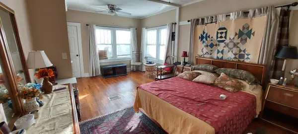 2716 LOUISVILLE Avenue El Paso, TX 79930