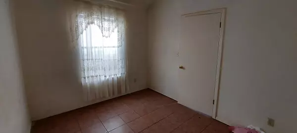 744 BLUFF CANYON Circle El Paso, TX 79912