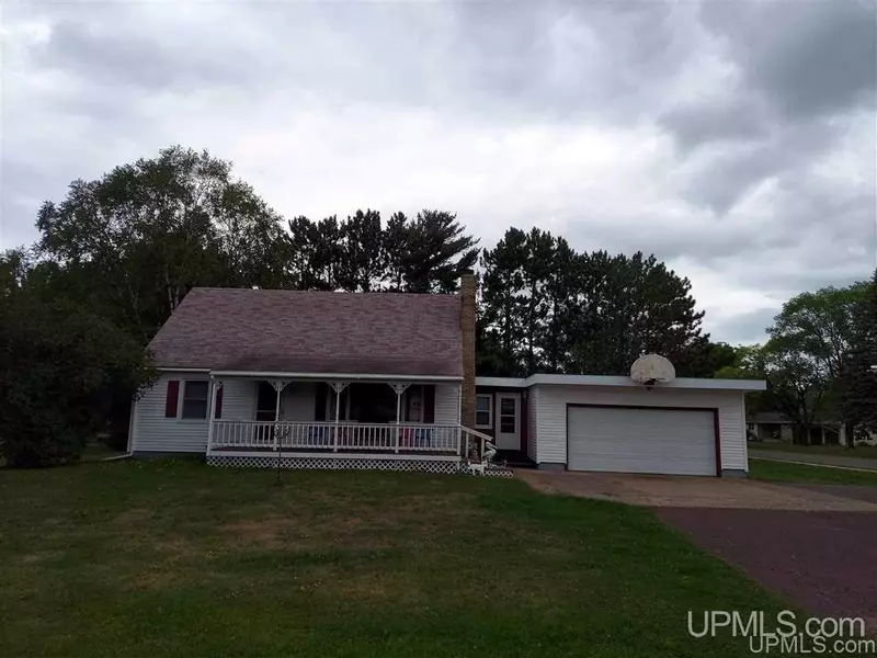 639 Alsace Ave, Ontonagon, MI 49953