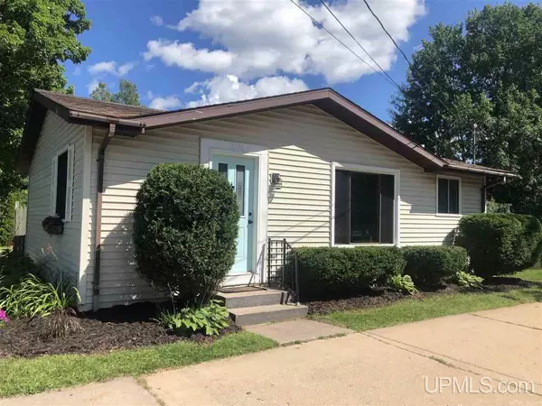 2173 Werner, Marquette, MI 49855