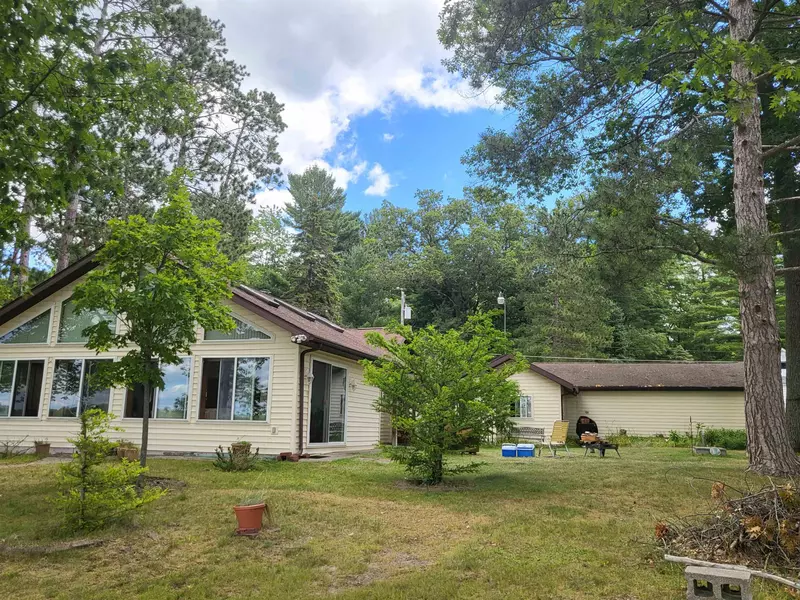 4823 Kokosing Road, Hale, MI 48739