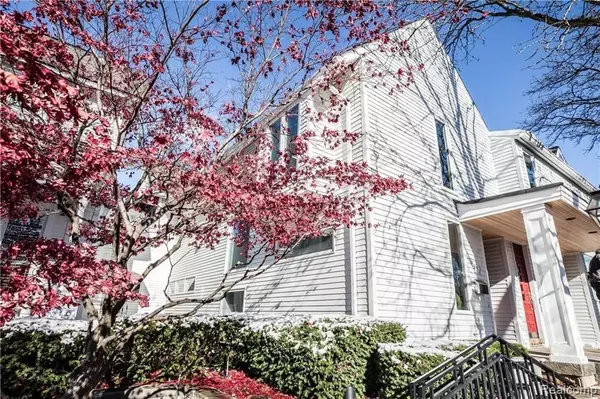 Birmingham, MI 48009,372 W BROWN Street