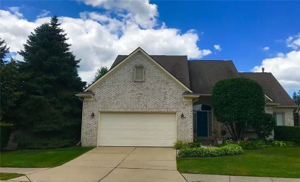 61107 WEDGEWOOD Drive, Washington, MI 48094 1580