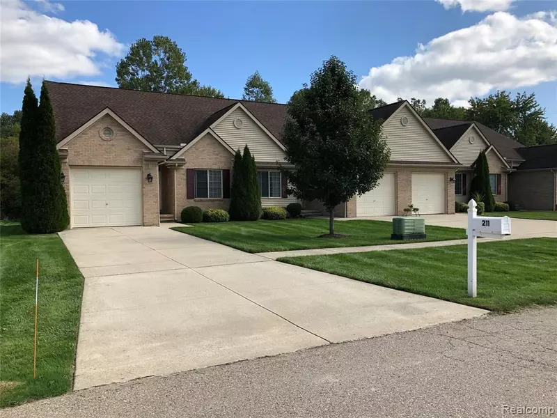 207 JONATHON, Almont, MI 48003