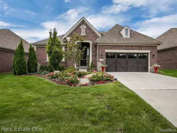 33535 HEIRLOOM Circle, Farmington Hills, MI 48331 1567