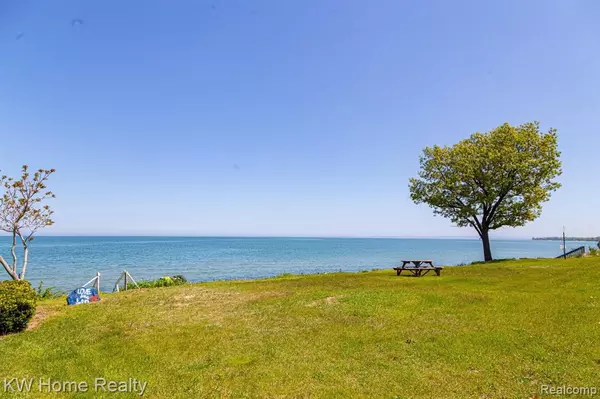 Caseville, MI 48725 9781,6710 JAMES Road