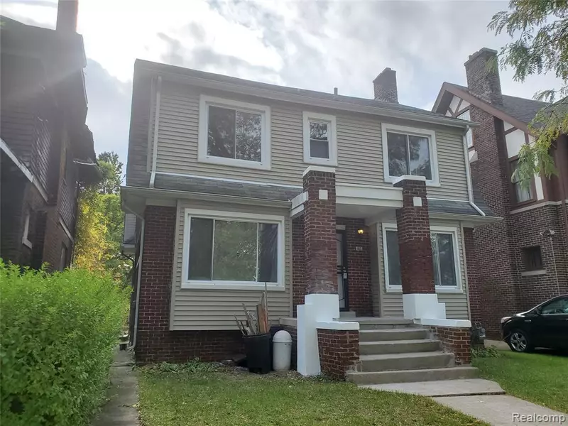 81 RICHTON Street, Highland Park, MI 48203 3502