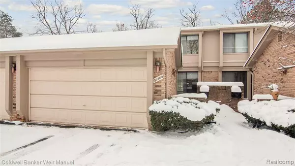31460 HUNTERS CIRCLE Drive, Farmington Hills, MI 48334 1310