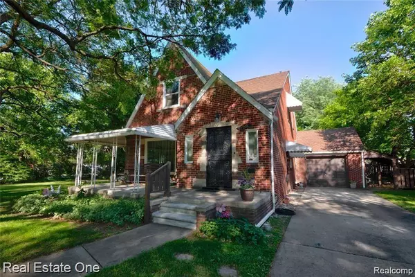 Lincoln Park, MI 48146 2362,2261 FORT PARK Boulevard