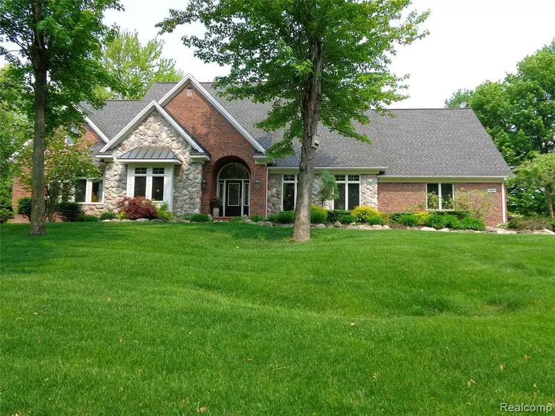 2869 GROUSEWOOD, Oxford, MI 48371-2739