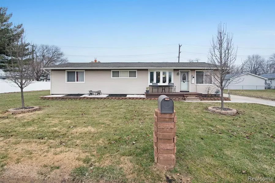 28 Ohio, Milan, MI 48160