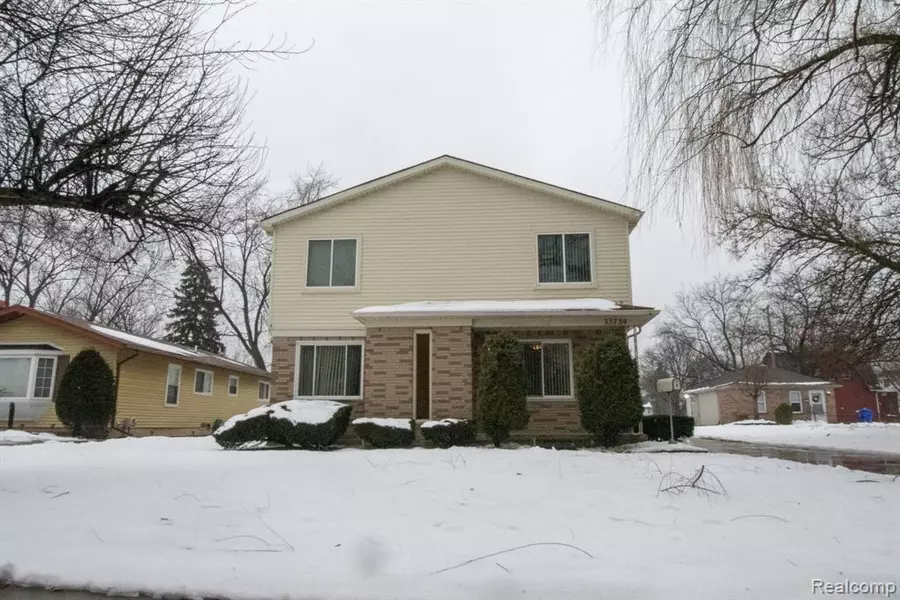 33734 DUNCAN, Fraser, MI 48026 1975