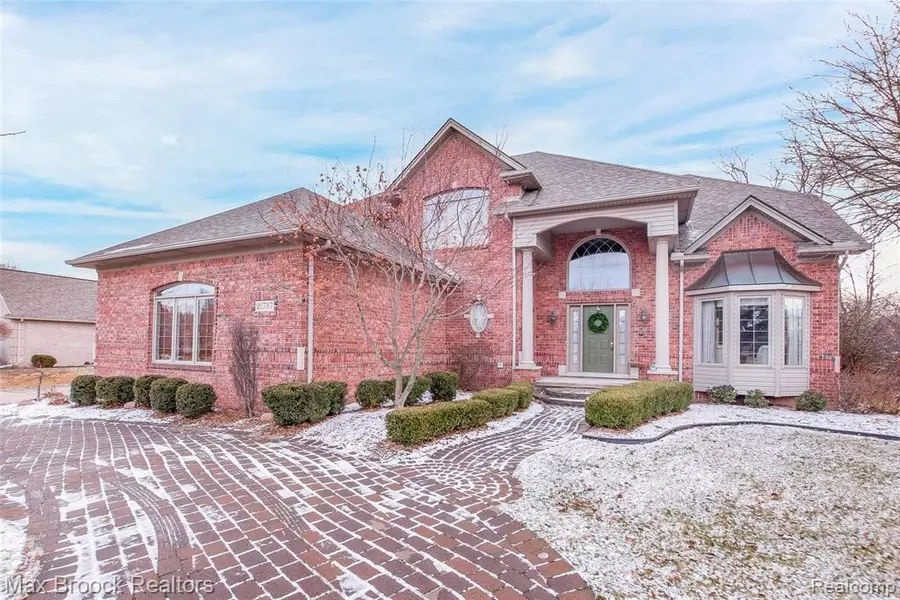 21757 HUNTER Circle, Taylor, MI 48180 6360