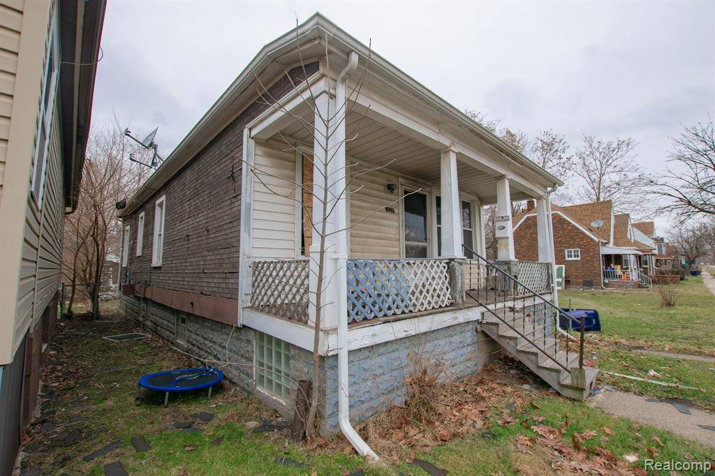 River Rouge, MI 48218 1064,228 CAMPBELL Street