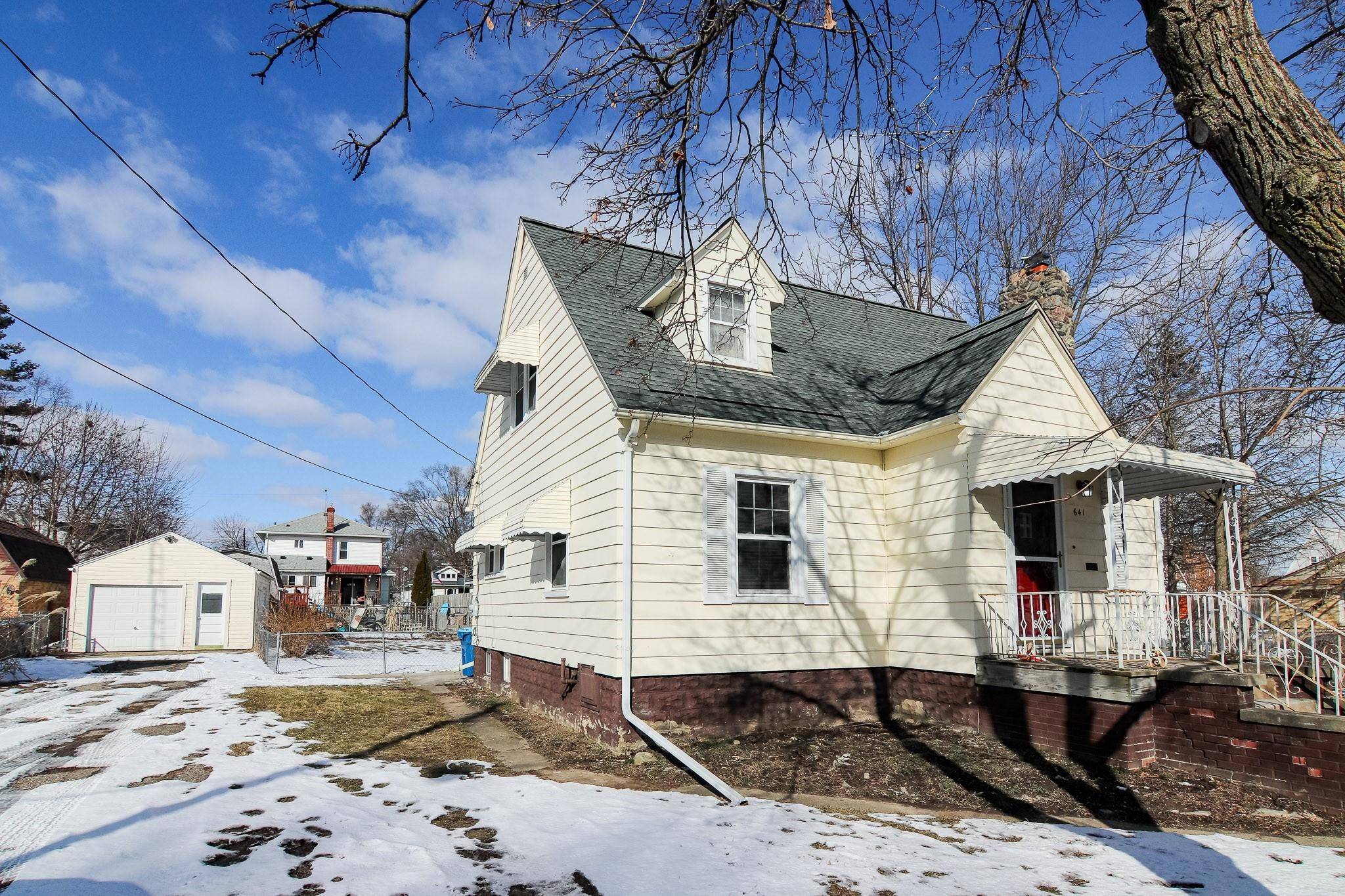 641 GARFIELD Avenue, Mount Morris, MI 48458 1521