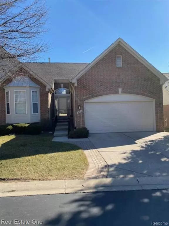 Rochester, MI 48307,974 Churchill Circle