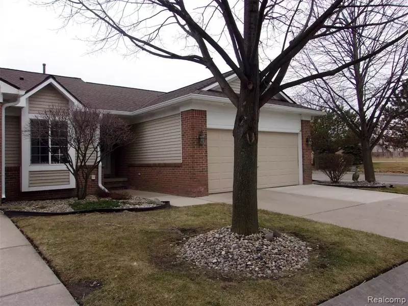 21913 COLONY Drive, Brownstown, MI 48193 7485