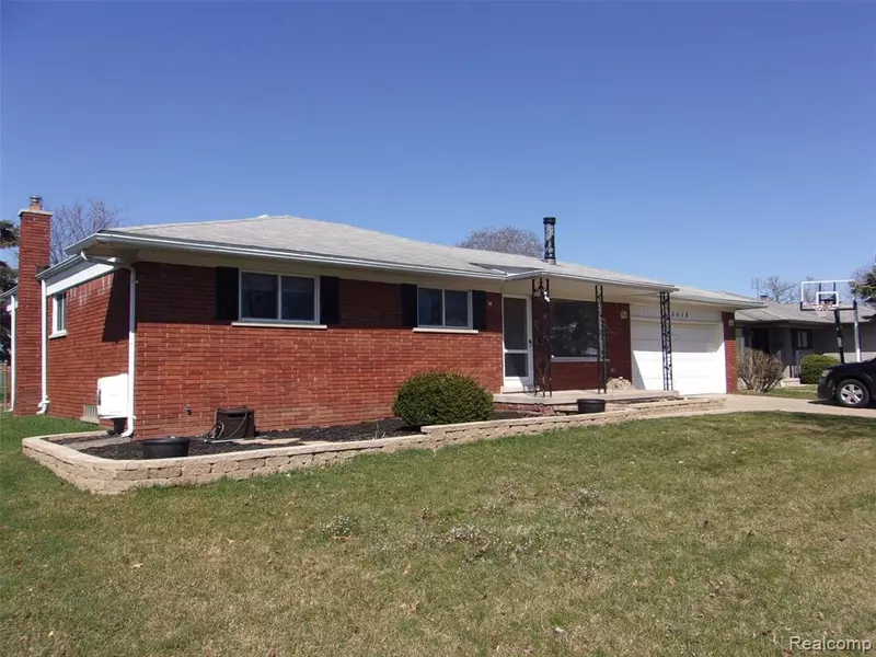 15556 SUSAN Street, Southgate, MI 48195 2917