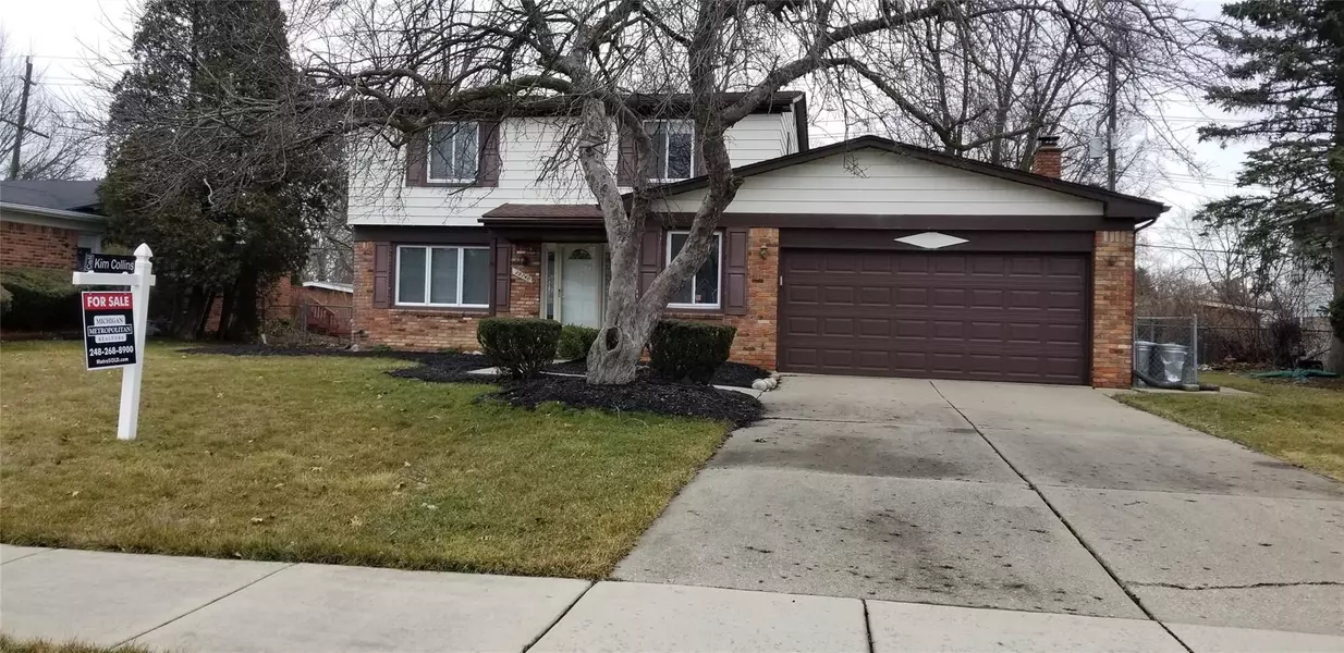 29740 N BEDFORD Street, Southfield, MI 48076 2268