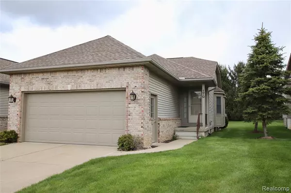 170 CREEKWOOD Circle, Linden, MI 48451 8935