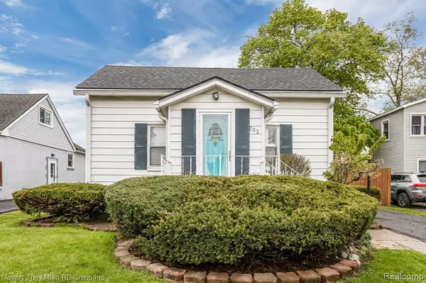 Belleville, MI 48111 2637,233 N LIBERTY Street