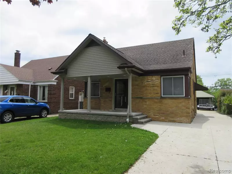 15573 HANOVER Avenue, Allen Park, MI 48101 2735