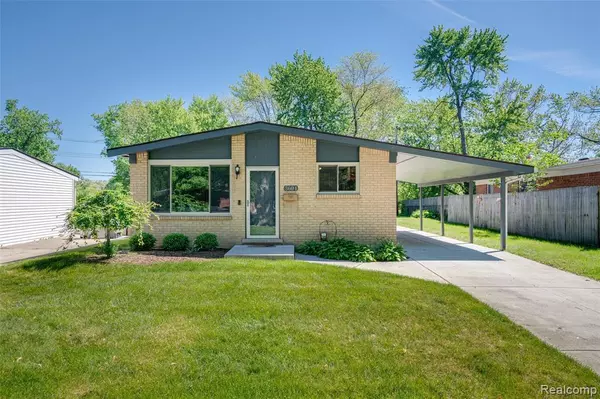 3604 GREENWAY Avenue, Royal Oak, MI 48073