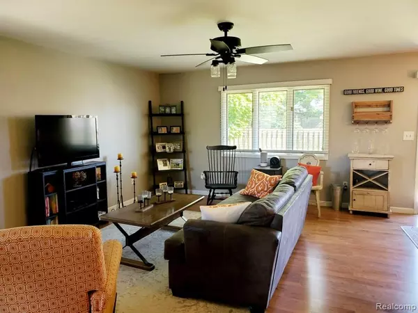 Saline, MI 48176 1270,519 ECHO